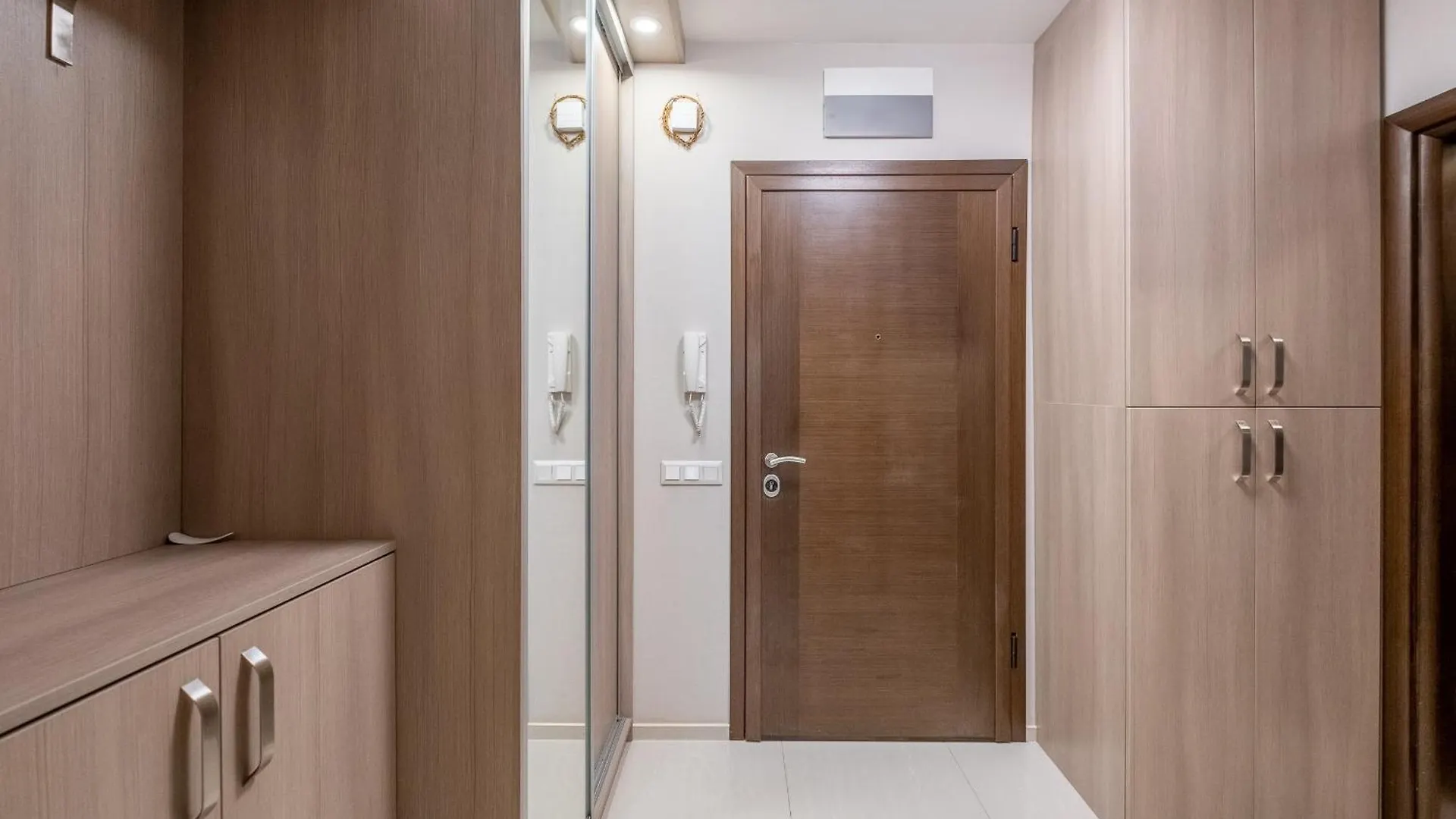 Jewelry - 1 Bedroom Apartment Sofia 0*,