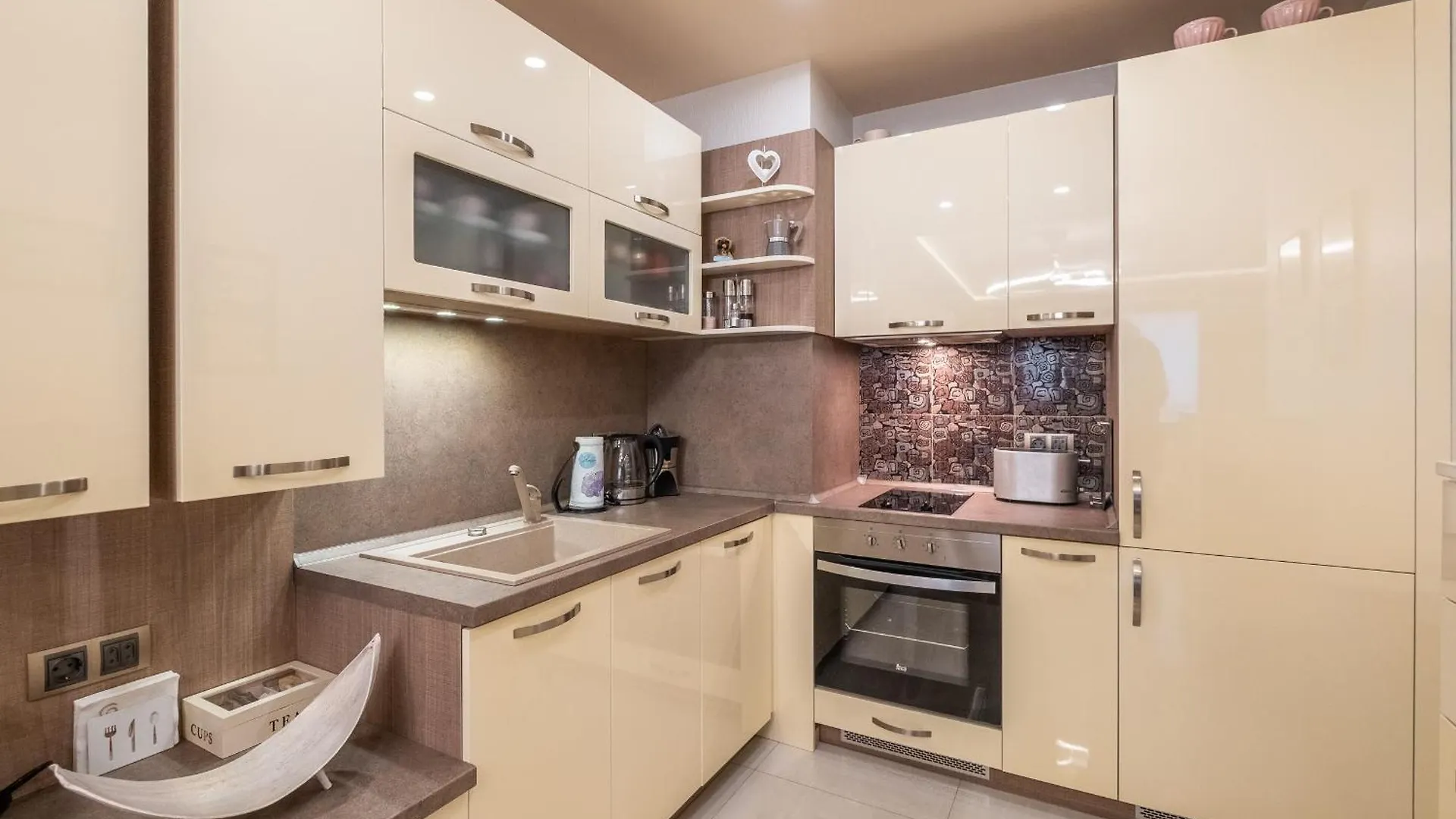 סופיה Jewelry - 1 Bedroom Apartment