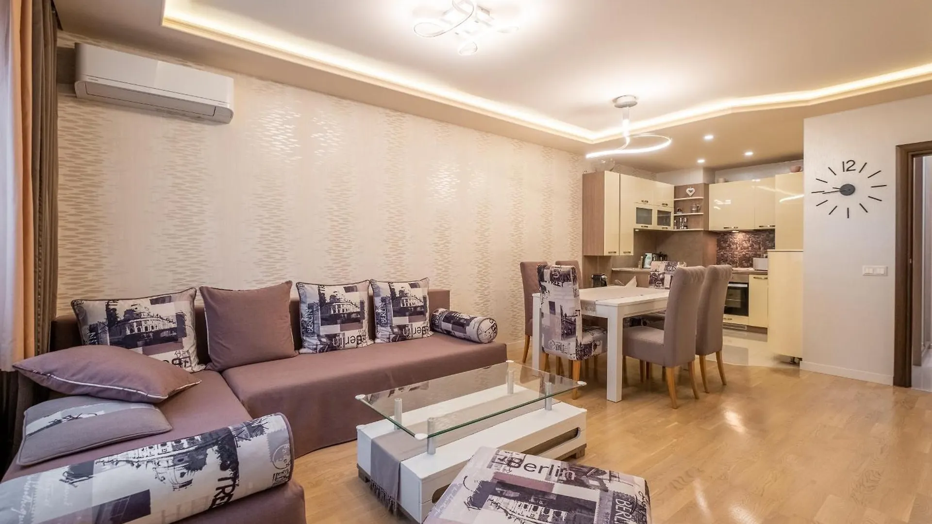 Jewelry - 1 Bedroom Apartment ソフィア